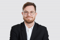 Justin J. Hallauer